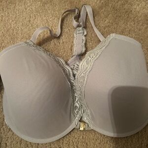 Natori Lace Trim Bra in Soft Gray